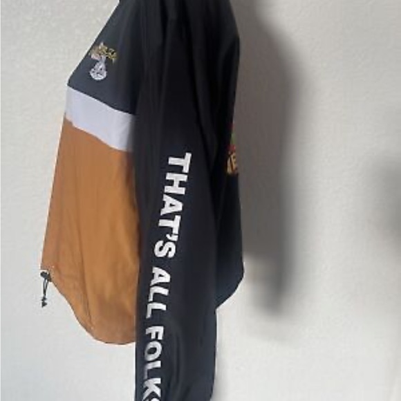 Retro 90’s Looney Tunes windbreaker jacket - Picture 3 of 8